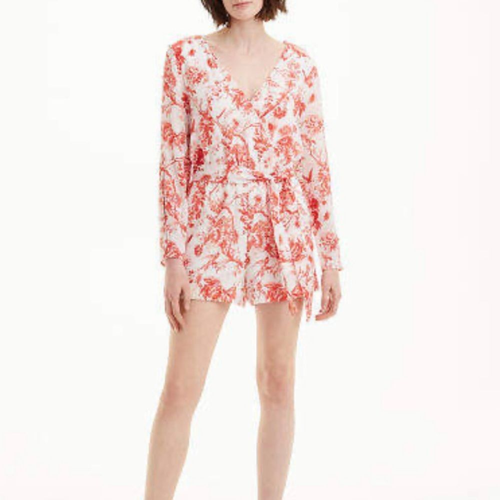 Club Monaco Makayla Red and White Toile Pattern Lined Romper with Belt Size 2